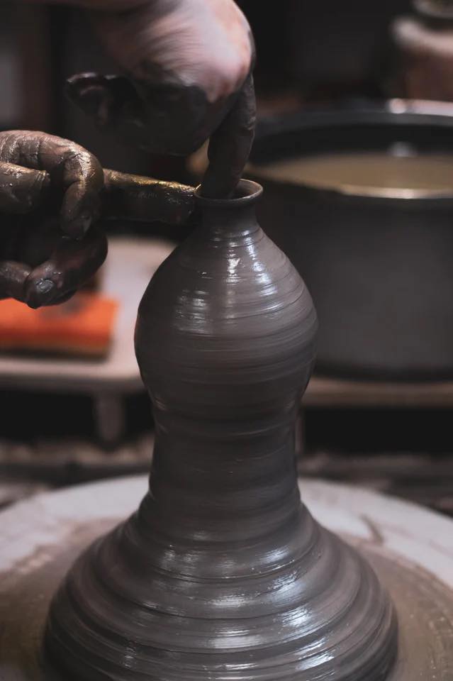 Shima Daisuke & The Shima Family of Bizen Pottery | Contemporary Kiln Masters