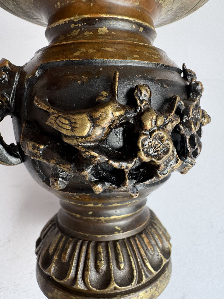 Vintage Japanese Buddhist Altar Set - Goro-gu Five-Piece Bronze - Meiji Era - Kacho Relief - Zō Shokudai - Stamped Foundry Mark