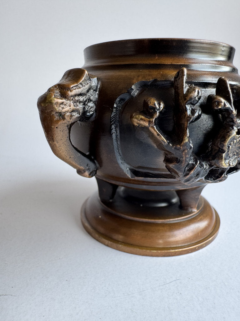 Vintage Japanese Buddhist Altar Set - Goro-gu Five-Piece Bronze - Meiji Era - Kacho Relief - Zō Shokudai - Stamped Foundry Mark