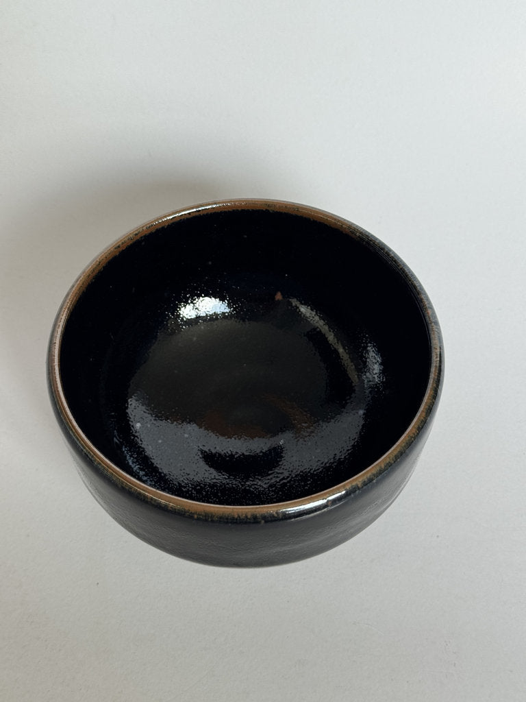 Kosuna Yaki Chawan Tea Bowl | Showa Period | Deep Black Iron Glaze | Tochigi Kiln