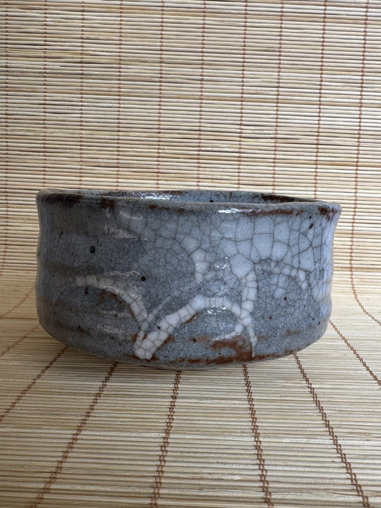 Hagi Yaki Chawan Tea Bowl | Showa Studio | Nana-bake Crazing | Iron Rim | Yamaguchi