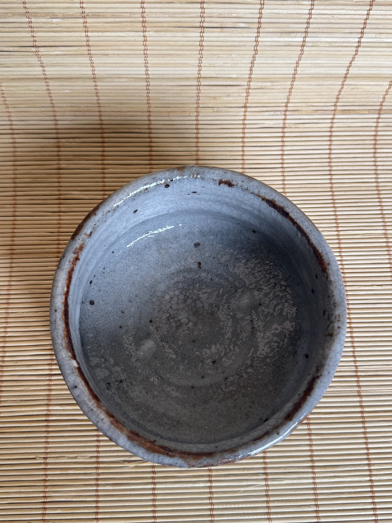 Hagi Yaki Chawan Tea Bowl | Showa Studio | Nana-bake Crazing | Iron Rim | Yamaguchi