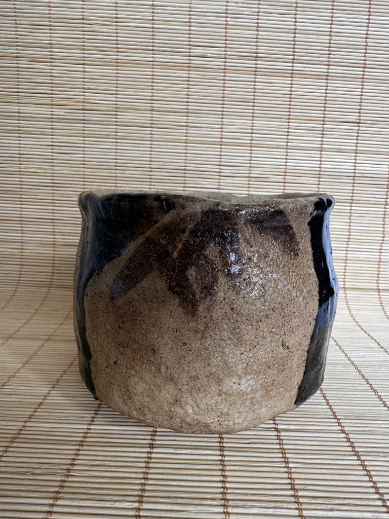 Kuro-Oribe Chawan Tea Bowl | Showa Studio | Half Black Iron Glaze | Furuta Aesthetic