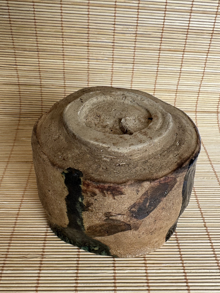 Kuro-Oribe Chawan Tea Bowl | Showa Studio | Half Black Iron Glaze | Furuta Aesthetic