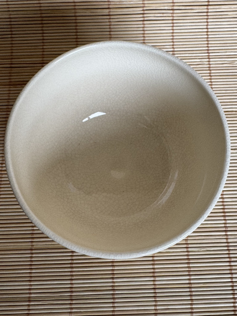 Kyo Chawan Lucky Inu Hariko – Japanese Tea Bowl with Crackle Glaze &amp; Gold Accents