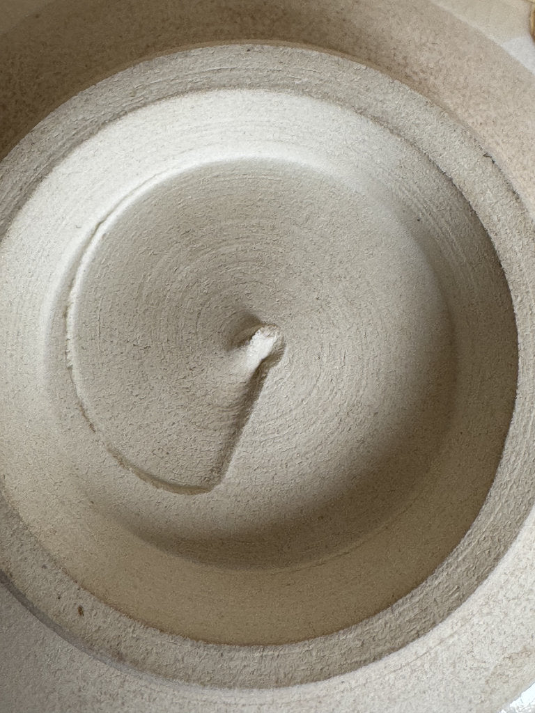 Kyo Chawan Lucky Inu Hariko – Japanese Tea Bowl with Crackle Glaze &amp; Gold Accents