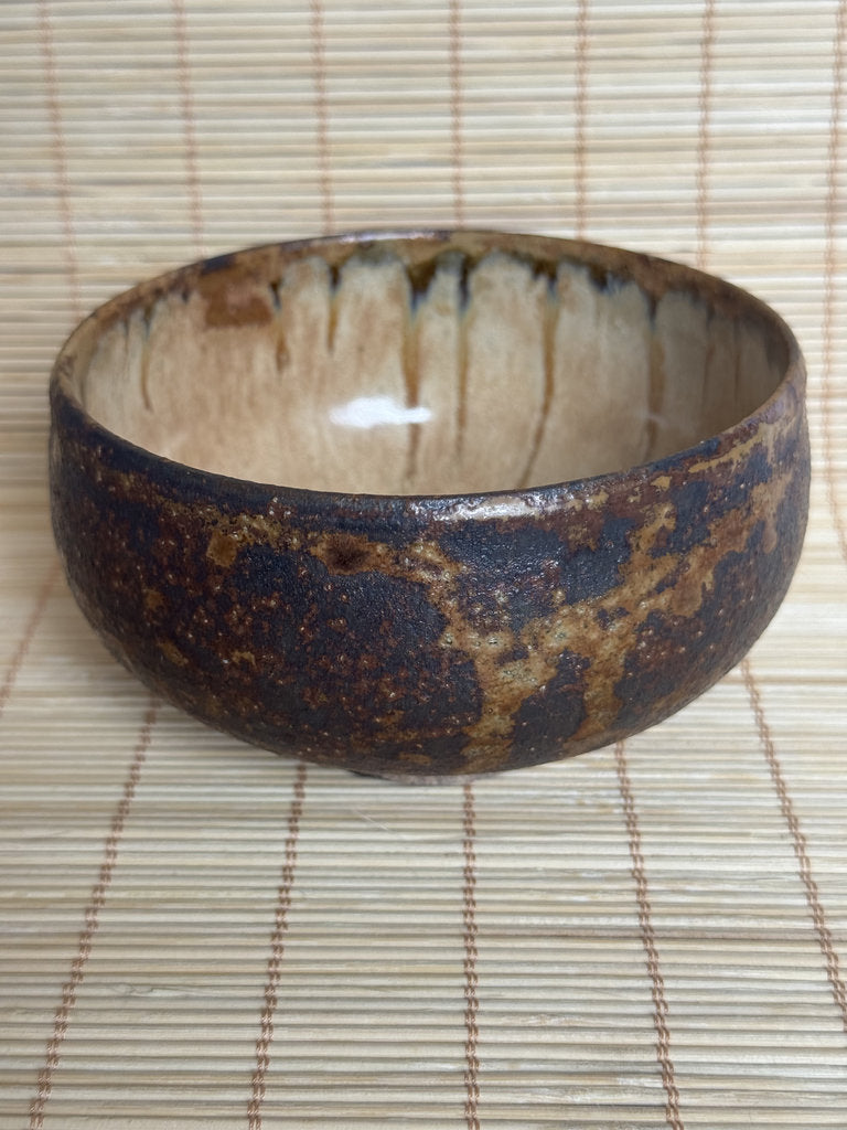 Shigaraki Chawan – Handcrafted Japanese Wabi-Sabi Tea Bowl