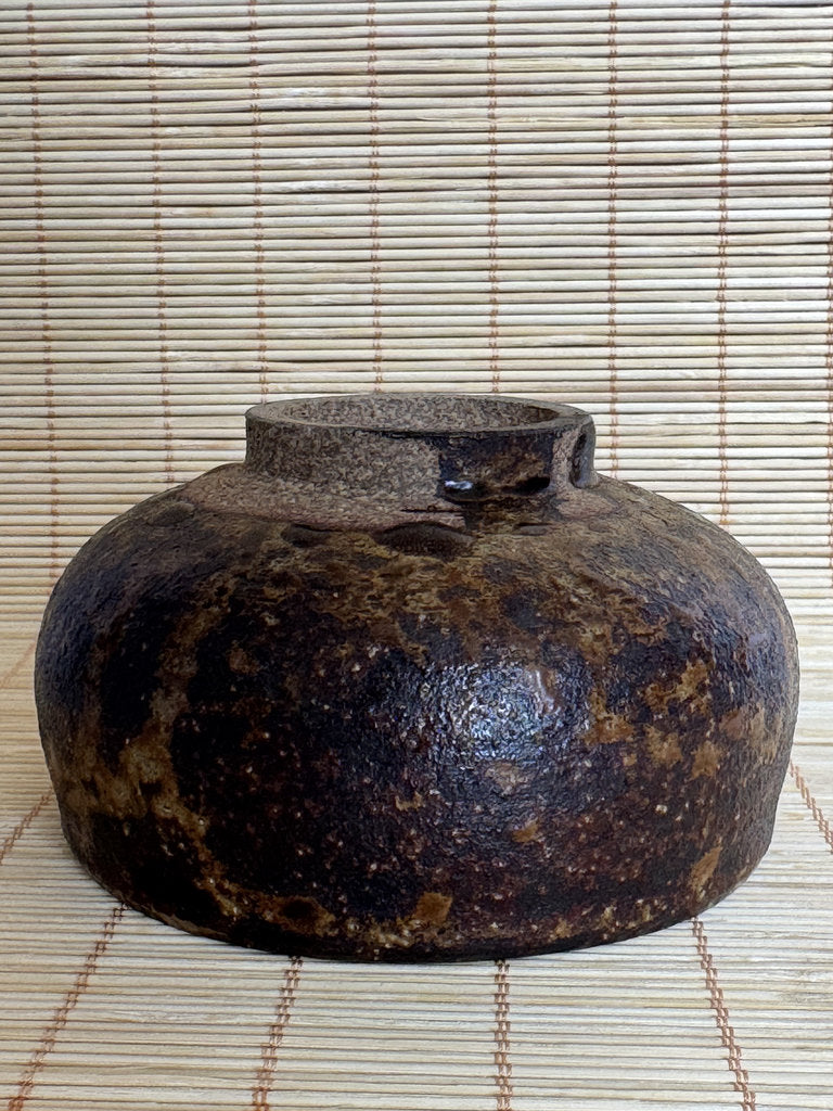 Shigaraki Chawan – Handcrafted Japanese Wabi-Sabi Tea Bowl