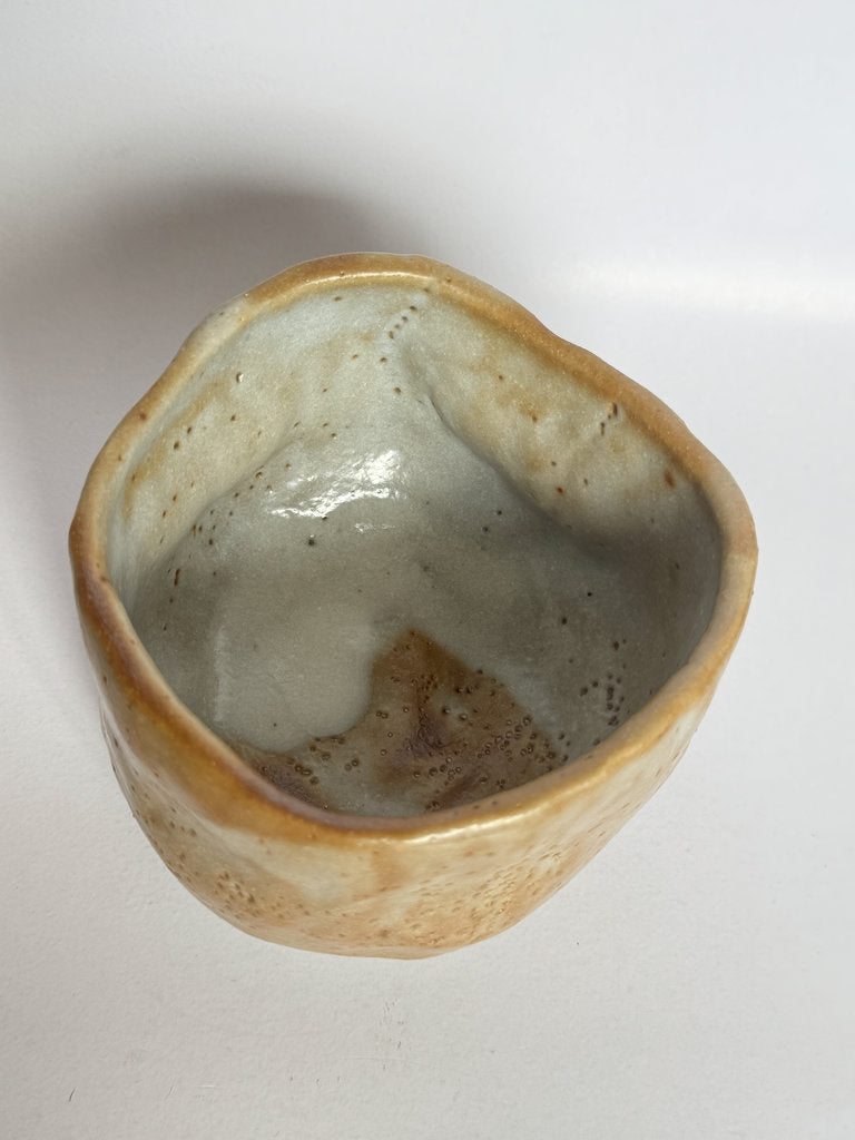 Studio Chawan 1989 | Natural Ash Glaze | Showa–Heisei Year | Dated Artist Cipher