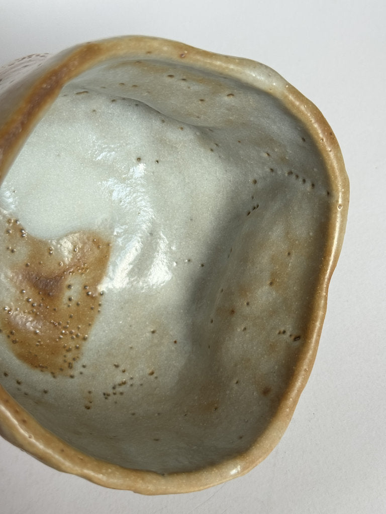 Studio Chawan 1989 | Natural Ash Glaze | Showa–Heisei Year | Dated Artist Cipher