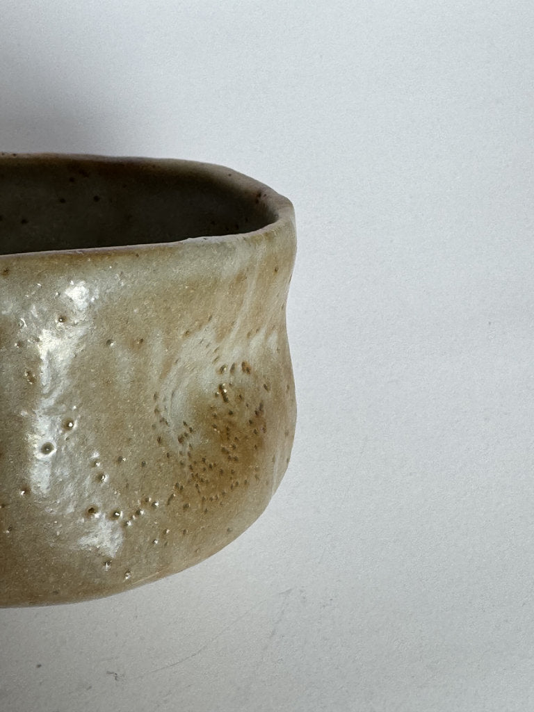 Studio Chawan 1989 | Natural Ash Glaze | Showa–Heisei Year | Dated Artist Cipher