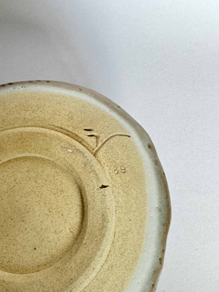 Studio Chawan 1989 | Natural Ash Glaze | Showa–Heisei Year | Dated Artist Cipher