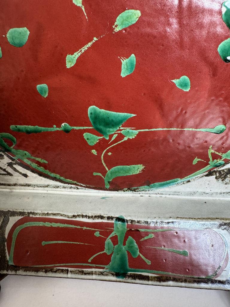 Vintage Japanese Kutani Pottery Dish, Aka Midori Glazed Ceramic Plate, Edo Meiji Era, Red Green Enamel, Collector Antique, Wood Stand Included