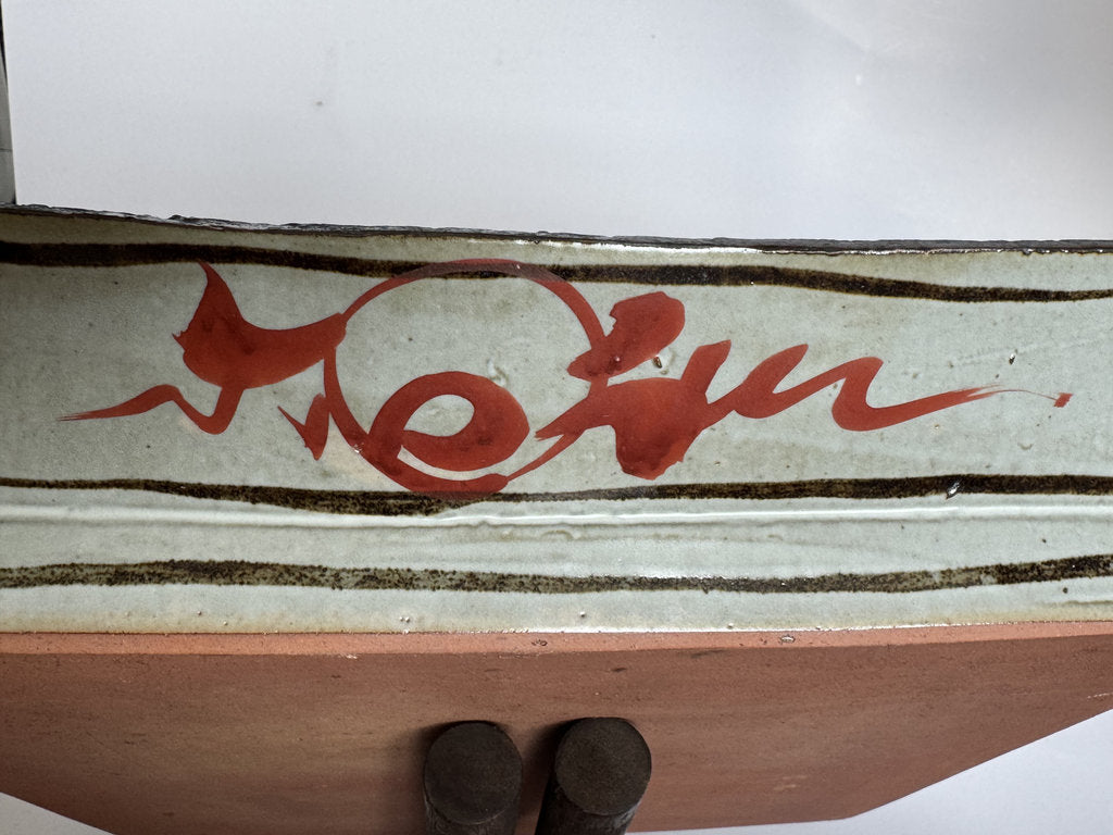 Vintage Japanese Kutani Pottery Dish, Aka Midori Glazed Ceramic Plate, Edo Meiji Era, Red Green Enamel, Collector Antique, Wood Stand Included