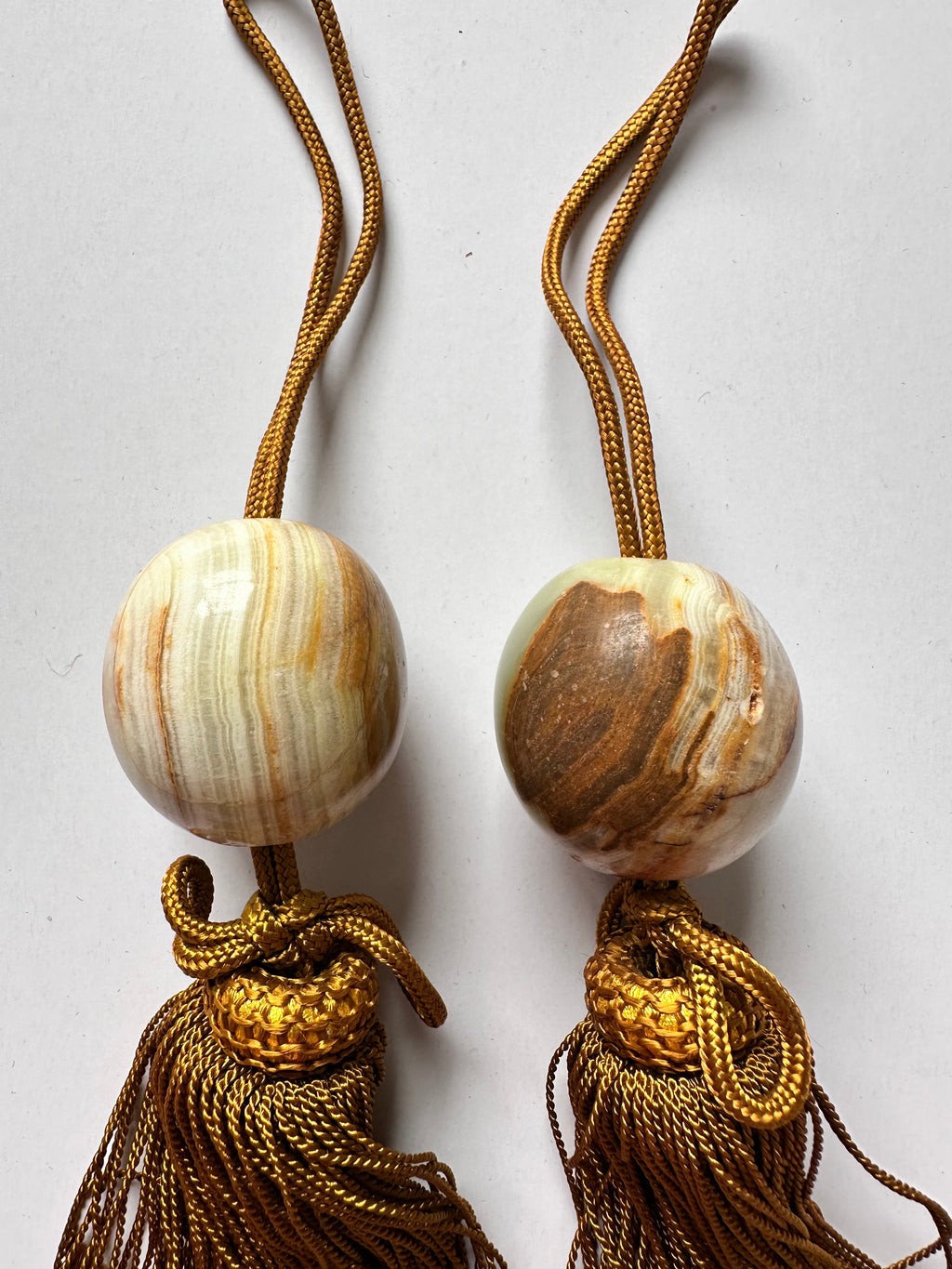 Banded Onyx Fūchin Scroll Weights – Golden Tassels | Japanese Kakemono Hanging Weights (Pair)