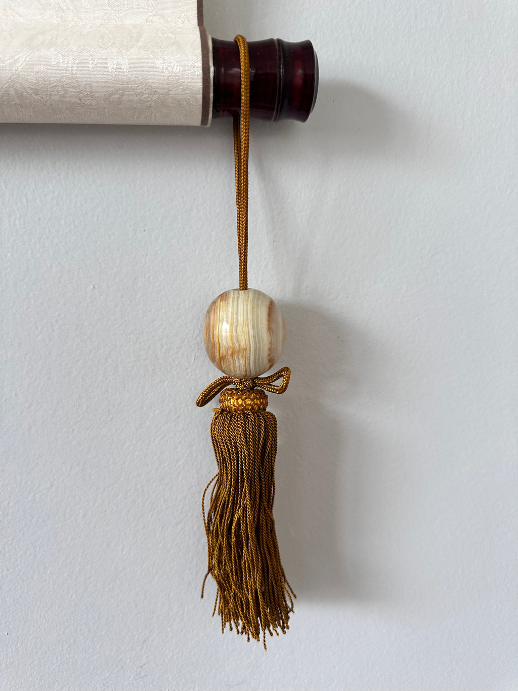 Banded Onyx Fūchin Scroll Weights – Golden Tassels | Japanese Kakemono Hanging Weights (Pair)