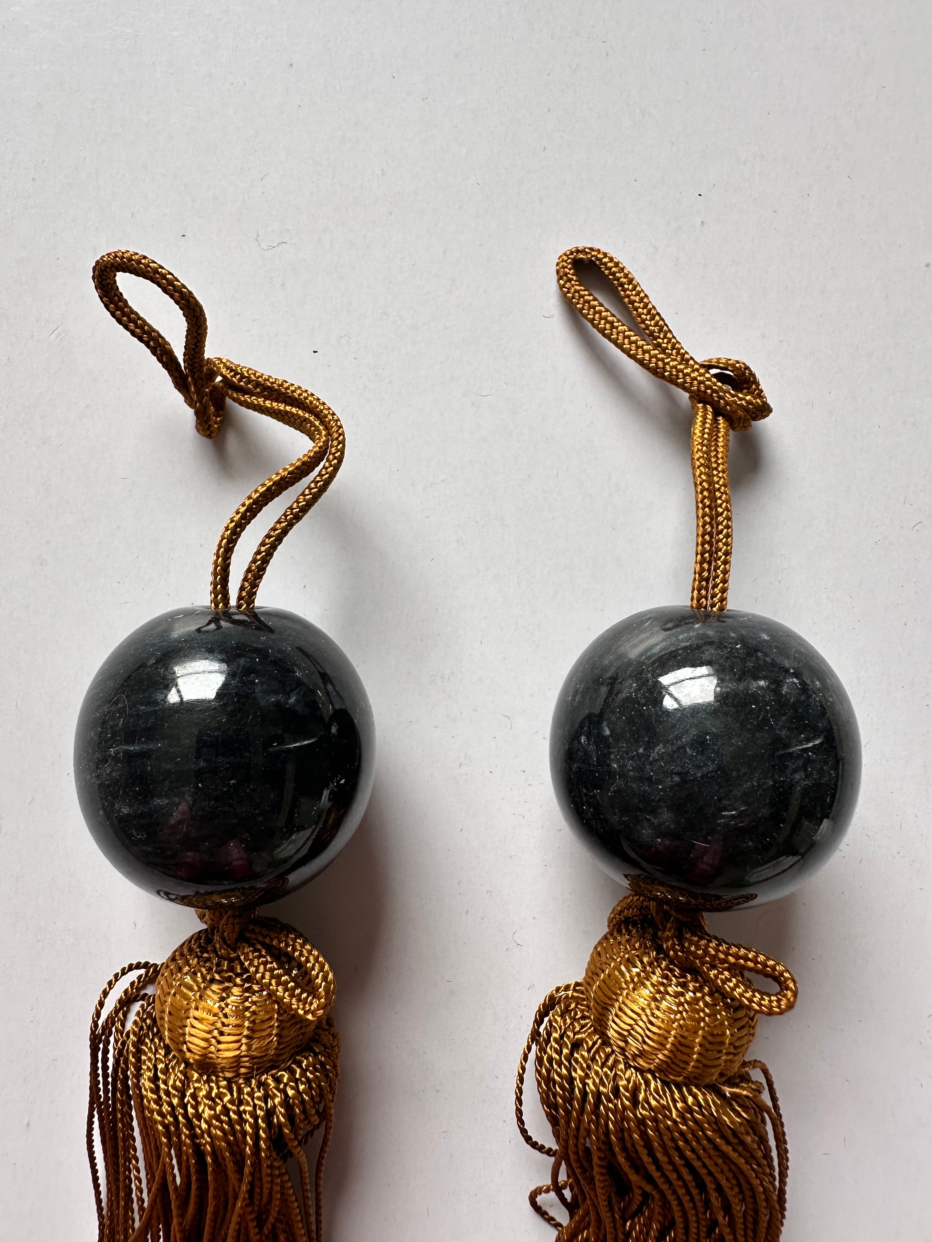 Dark Onyx Fūchin Scroll Weights – Antique Gold Tassels | Japanese Kakemono Hanging Weights (Pair)