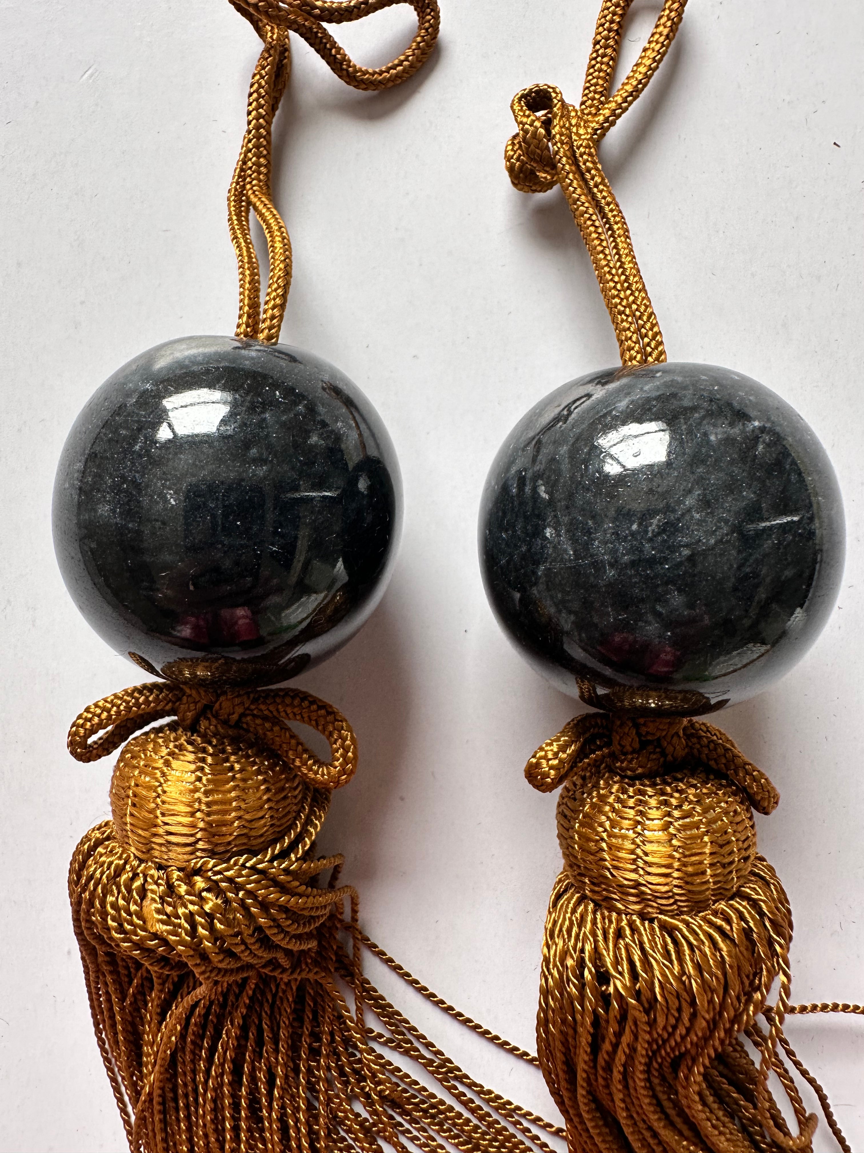 Dark Onyx Fūchin Scroll Weights – Antique Gold Tassels | Japanese Kakemono Hanging Weights (Pair)
