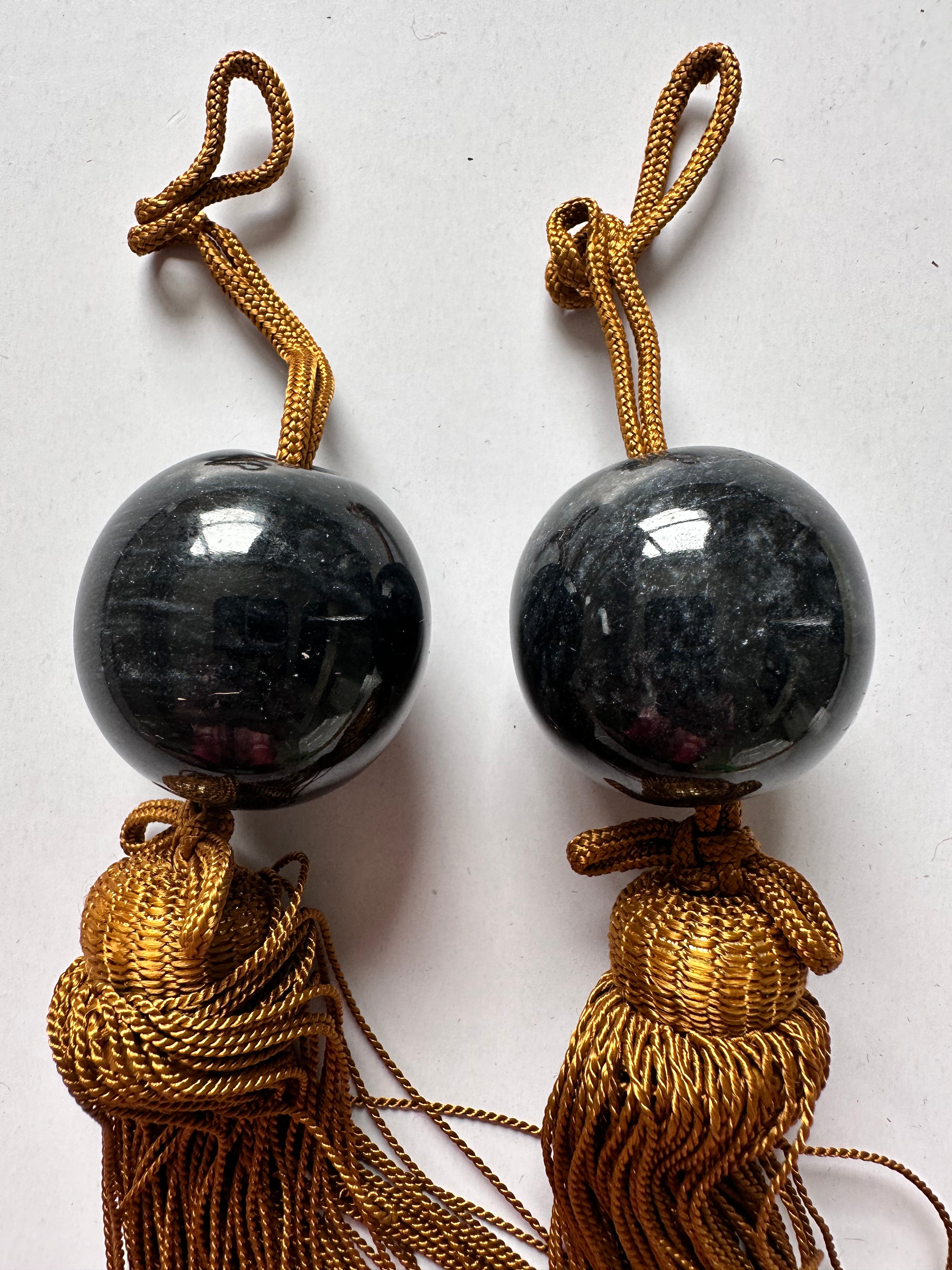 Dark Onyx Fūchin Scroll Weights – Antique Gold Tassels | Japanese Kakemono Hanging Weights (Pair)