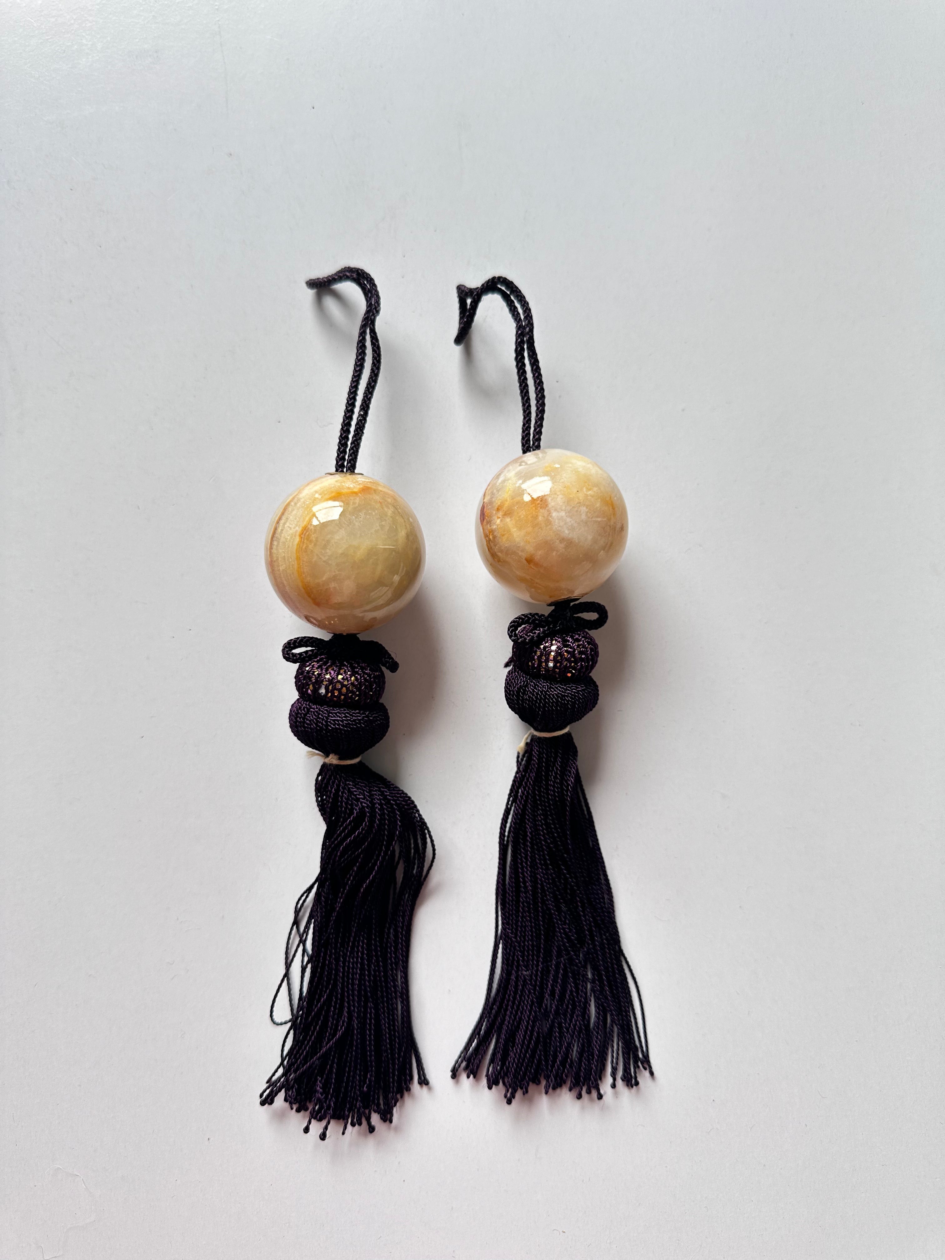 Honey Onyx Fūchin Scroll Weights – Plum Tassels | Japanese Kakemono Hanging Weights (Pair)