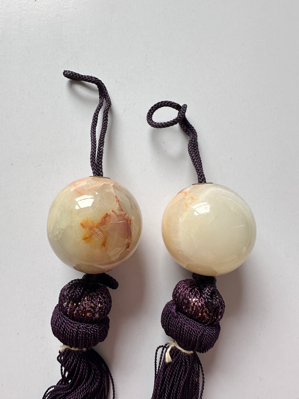 Honey Onyx Fūchin Scroll Weights – Plum Tassels | Japanese Kakemono Hanging Weights (Pair)