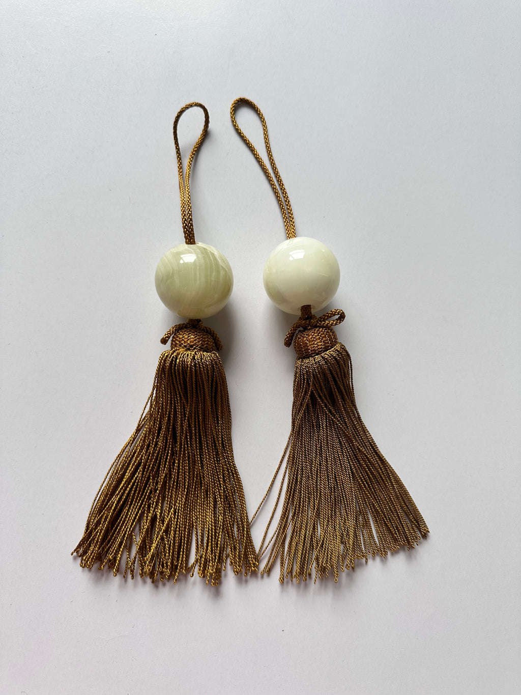 Natural Honey Onyx Japanese Fūchin – Kakemono Scroll Weights with Gold Tassels (Pair)