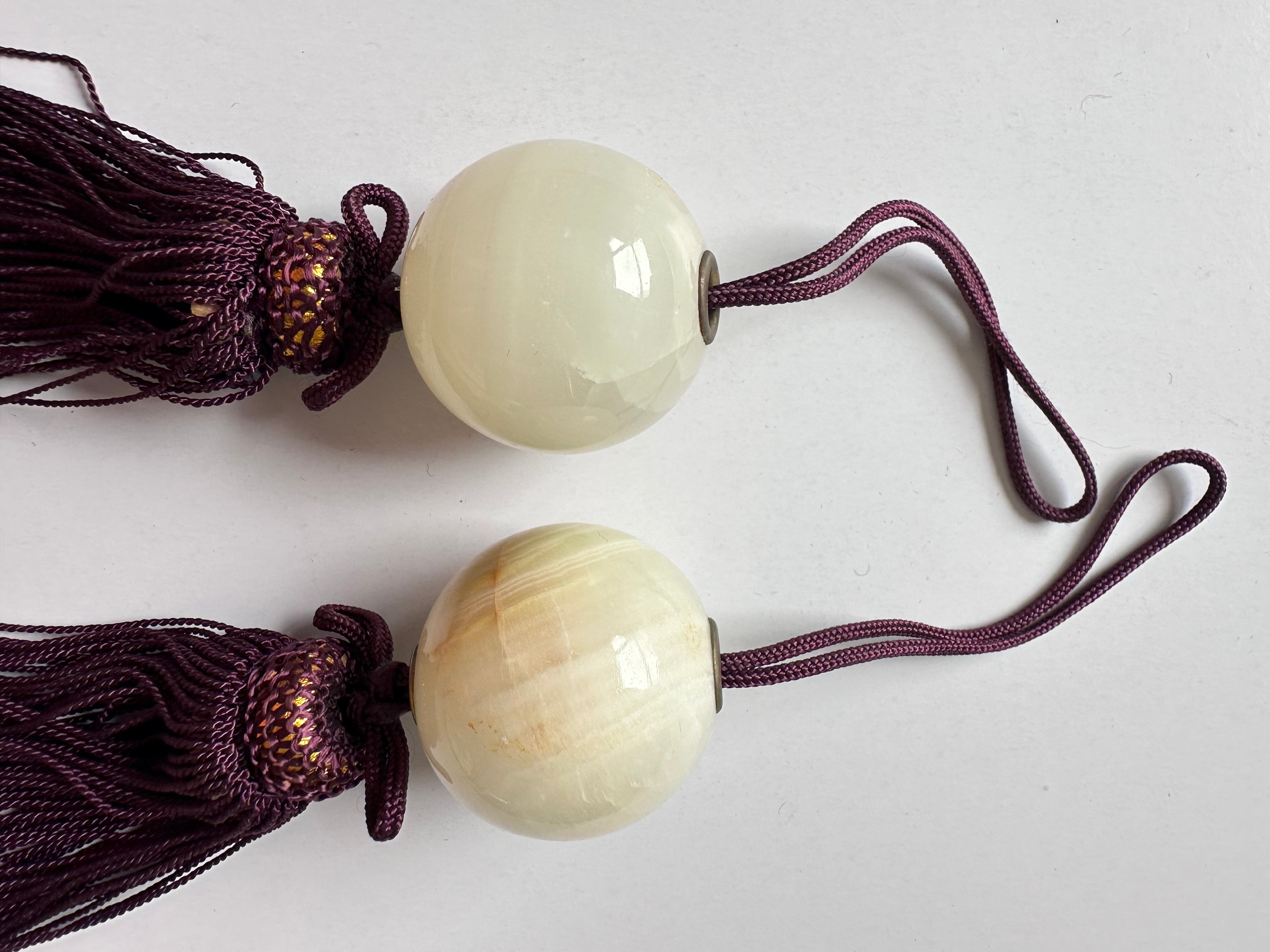 Natural Onyx Fūchin Pair – Japanese Kakemono Scroll Weights with Burgundy Tassels | Handmade Hanging Scroll Accessories