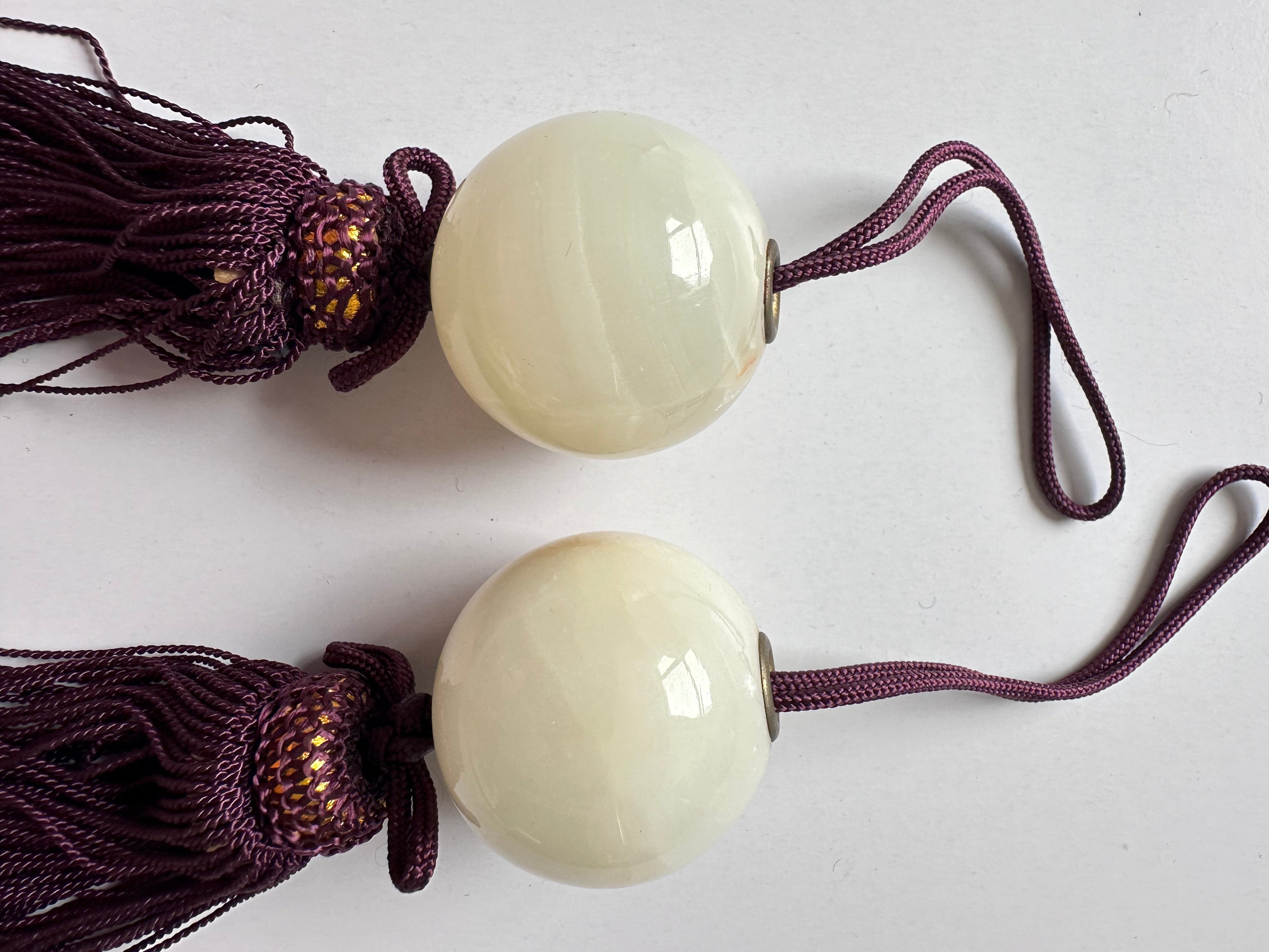 Natural Onyx Fūchin Pair – Japanese Kakemono Scroll Weights with Burgundy Tassels | Handmade Hanging Scroll Accessories
