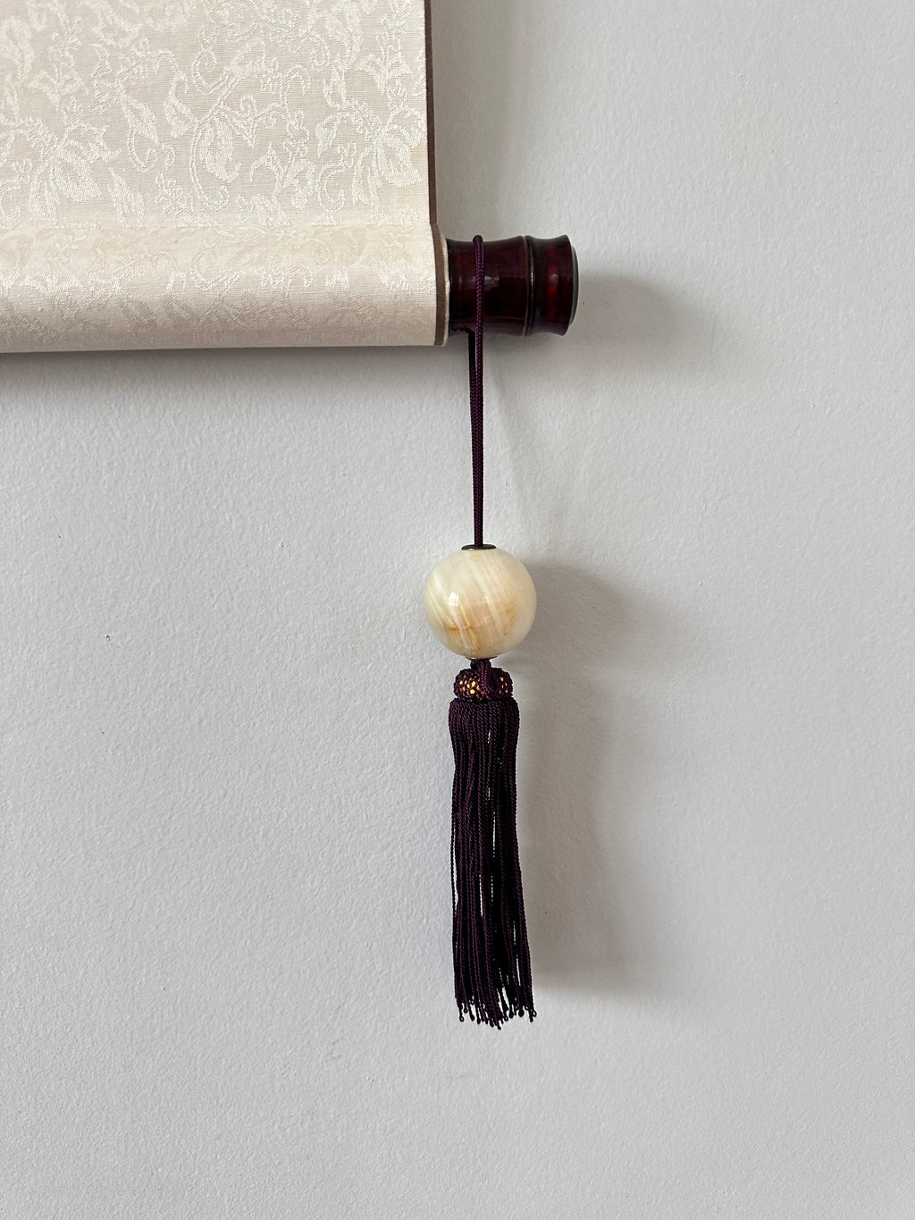 Natural Onyx Fūchin Pair – Japanese Kakemono Scroll Weights with Burgundy Tassels | Handmade Hanging Scroll Accessories