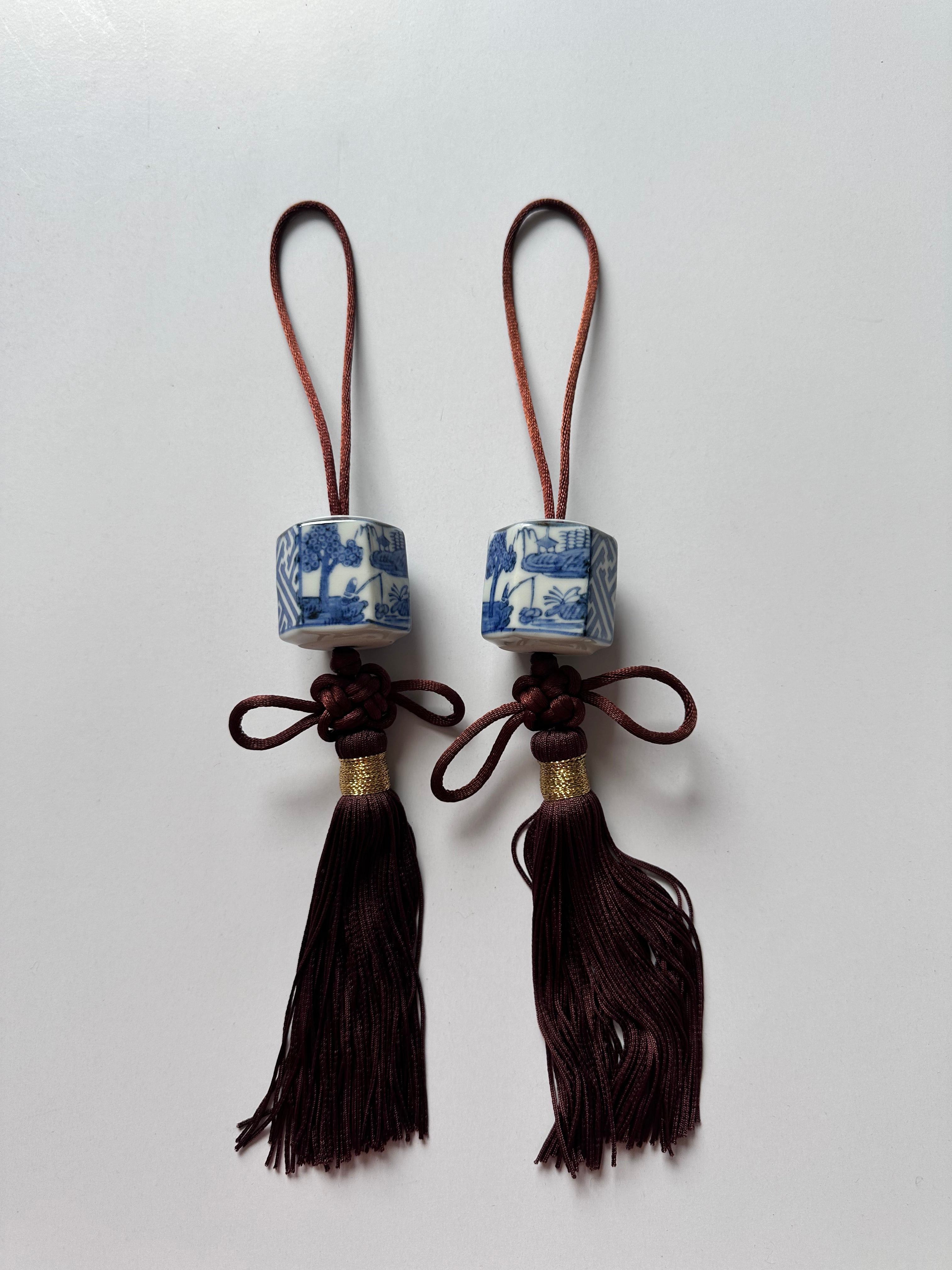 Japanese Porcelain Fūchin Pair – Blue & White Hexagon Kakemono Scroll Weights