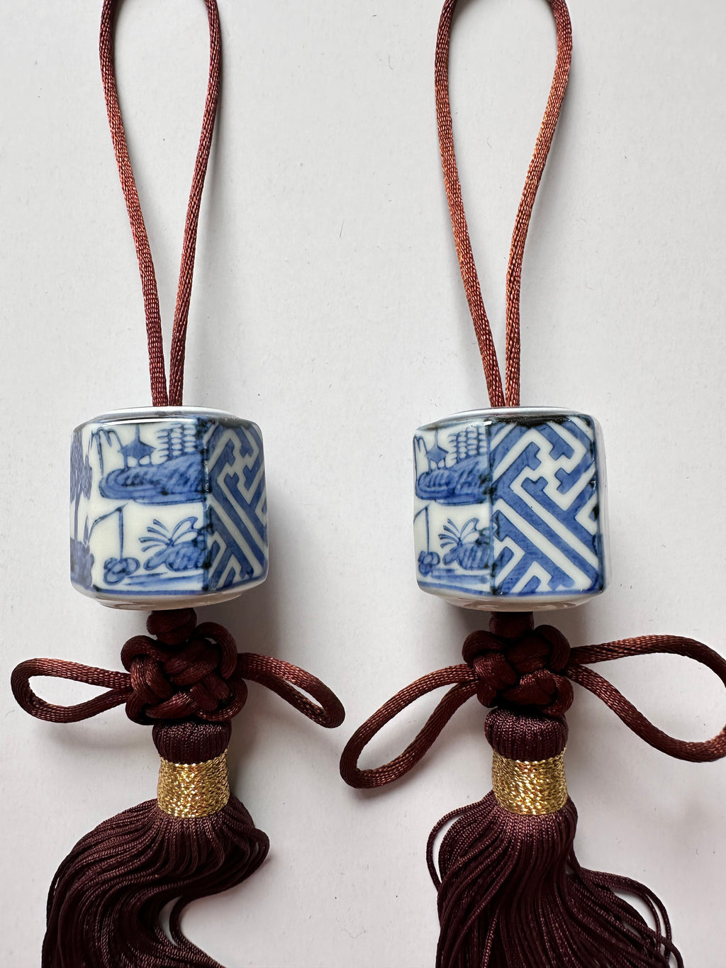 Japanese Porcelain Fūchin Pair – Blue & White Hexagon Kakemono Scroll Weights