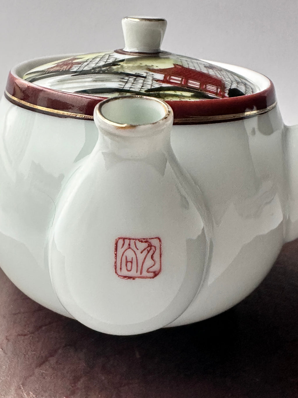 Vintage Kutani Porcelain Teapot – Hand-Painted Japanese Landscape, White Glaze Kyusu