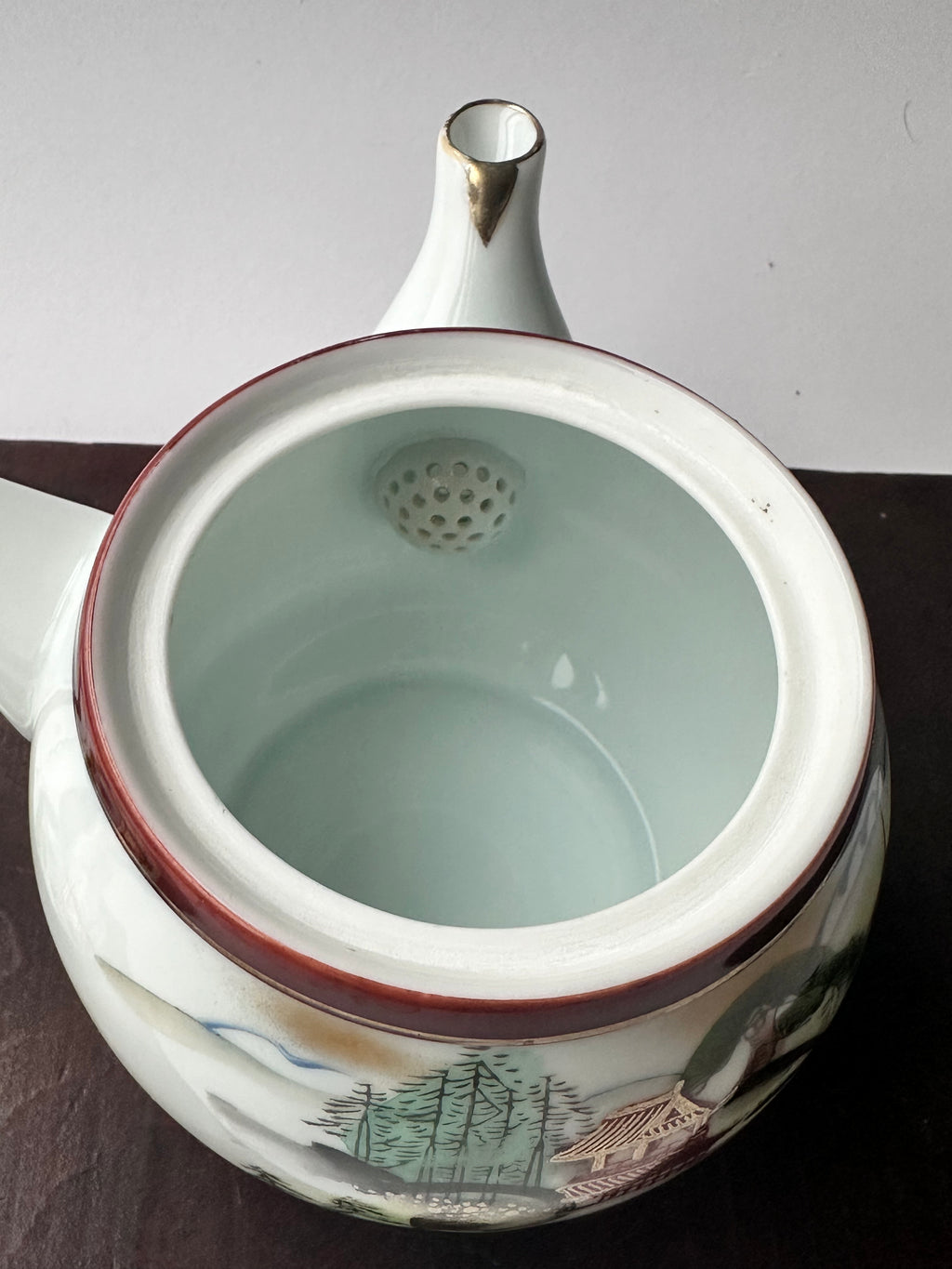 Vintage Kutani Porcelain Teapot – Hand-Painted Japanese Landscape, White Glaze Kyusu