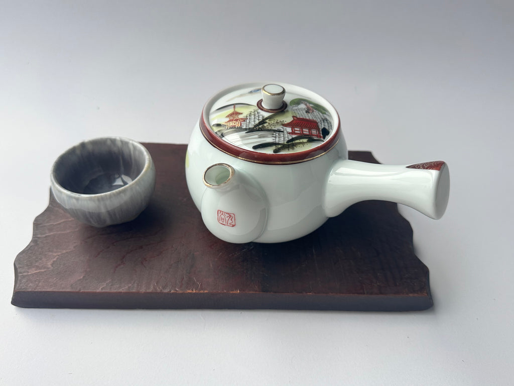 Vintage Kutani Porcelain Teapot – Hand-Painted Japanese Landscape, White Glaze Kyusu