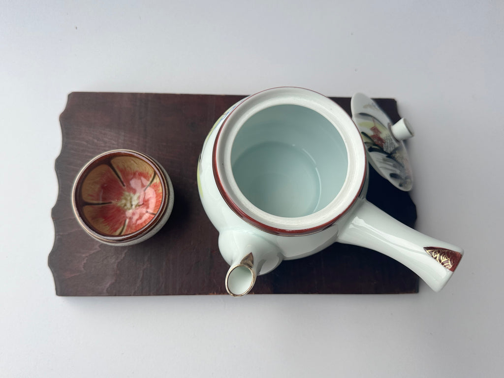 Vintage Kutani Porcelain Teapot – Hand-Painted Japanese Landscape, White Glaze Kyusu