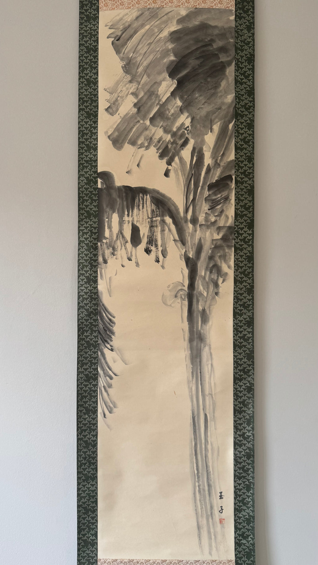 Japanese Sumi-e Kakejiku | 芭蕉図 Banana Plant & Rock | Hatsuboku Ink Wash | Signed Gyokushi | Bashō-Tradition | Meiji–Taisho | Dark Teal Brocade