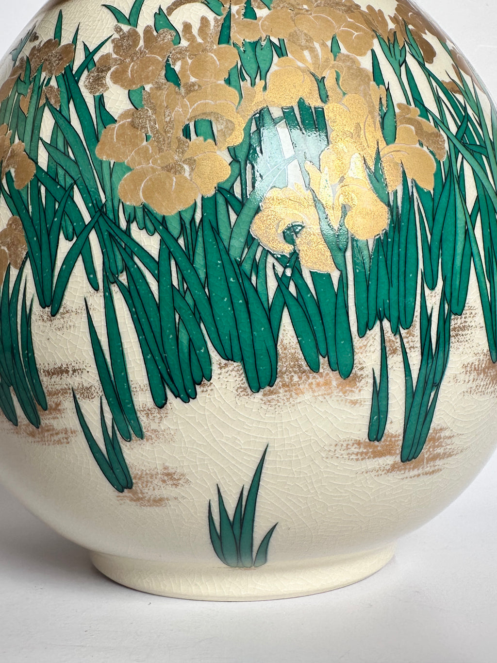 Kutani Vase Gold Iris Kakitsubata Kinrande Gilt Crackle Glaze Ivory Porcelain Signed Toei Showa