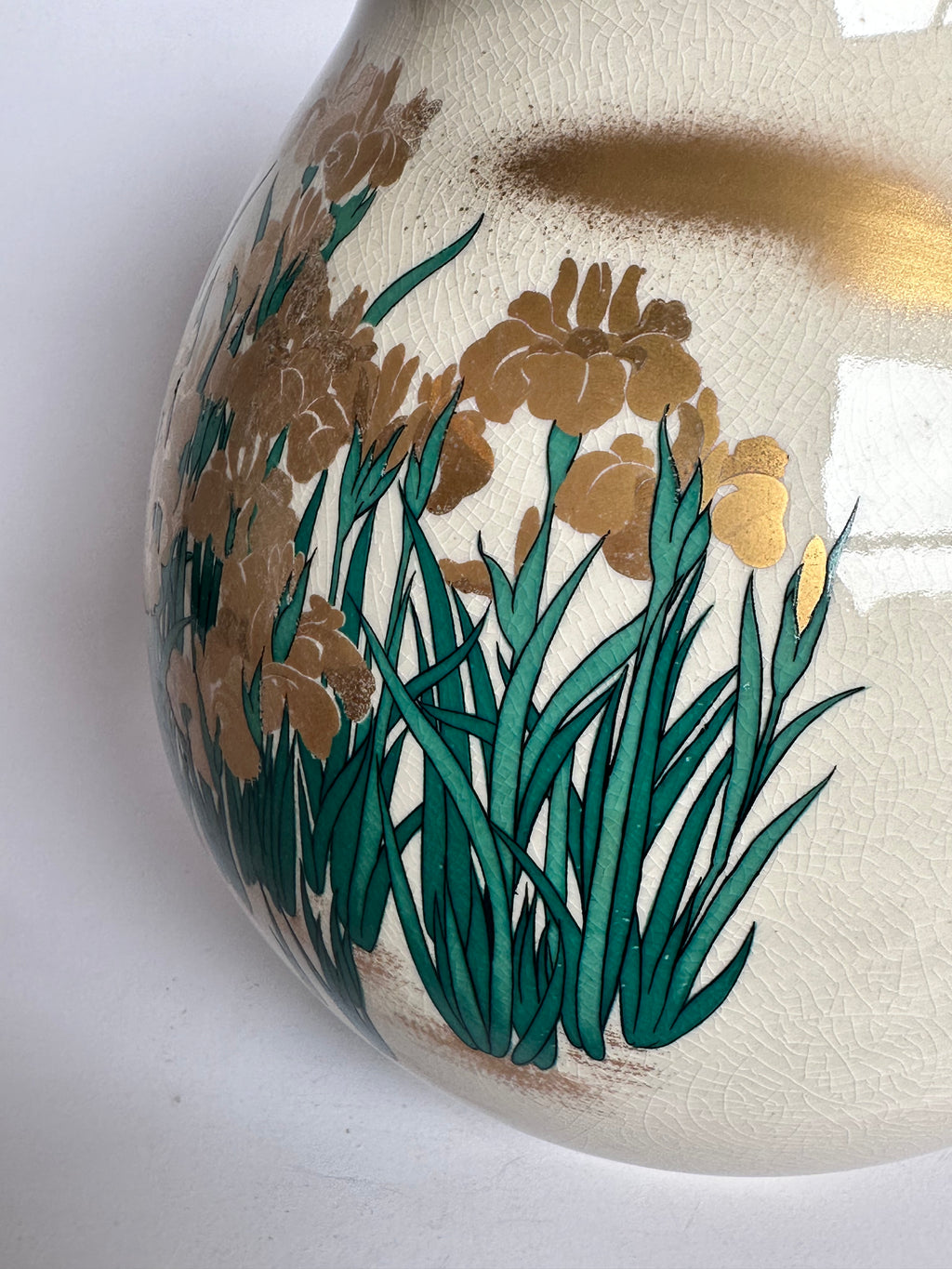 Kutani Vase Gold Iris Kakitsubata Kinrande Gilt Crackle Glaze Ivory Porcelain Signed Toei Showa