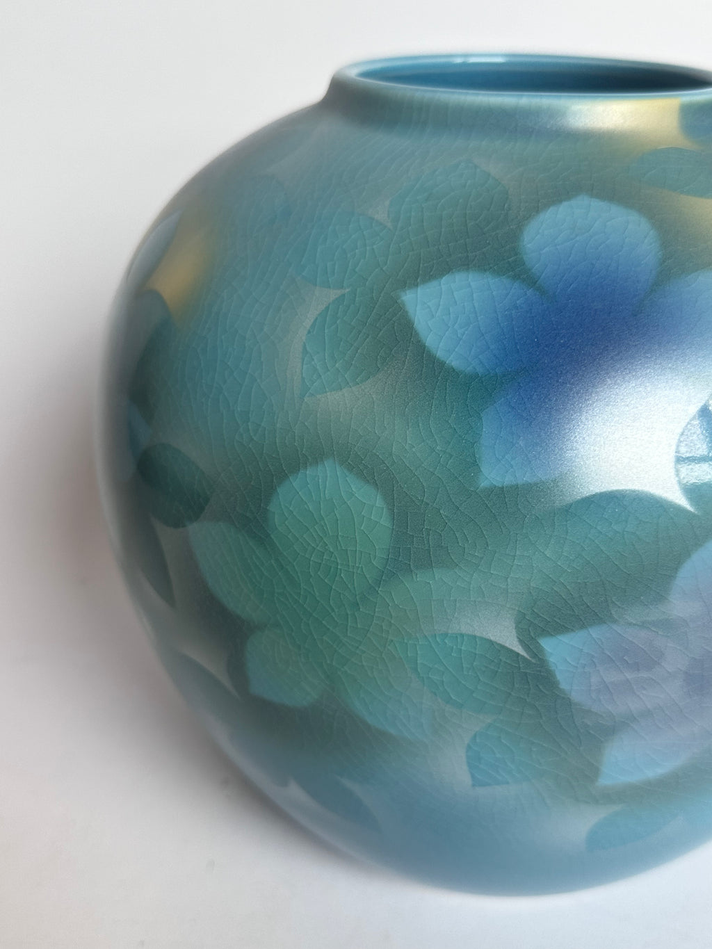 Kutani Vase Blue Hydrangea Ajisai Ginsai Silver Glaze Monochrome Japanese Porcelain Globe Form Showa Studio Ceramics Collector