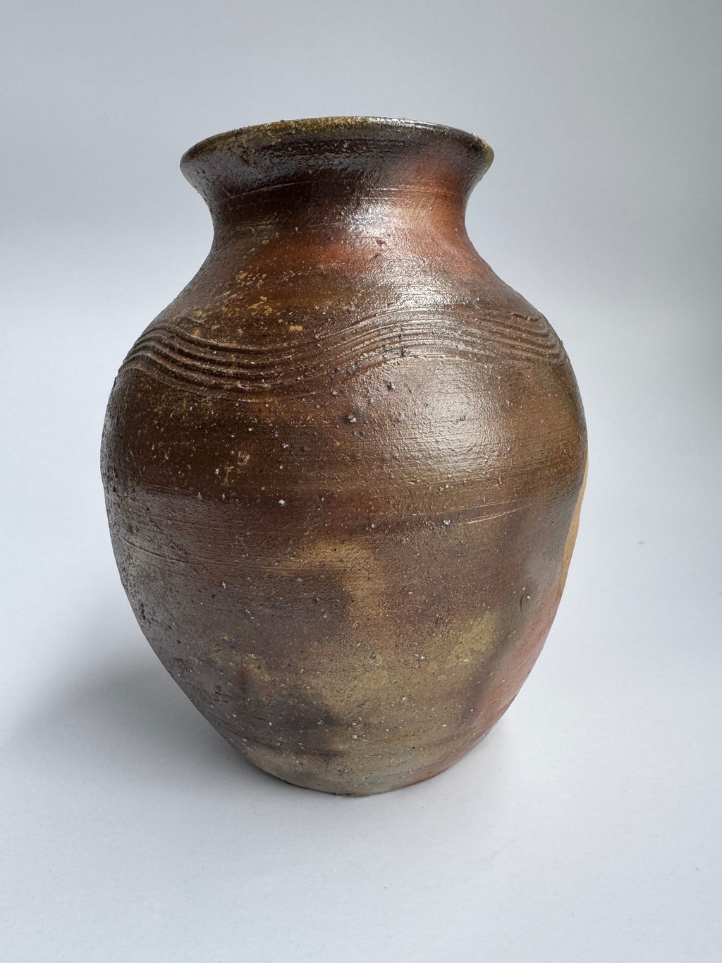 Vintage Bizen-yaki Flower Vase “Botamochi” | Japanese Wood-fired Pottery by Chikoyaki