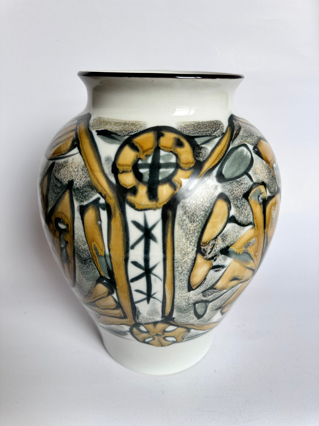 Vintage Japanese Porcelain Vase Gyozan Kyoto Hand Painted Noh Bokusai
