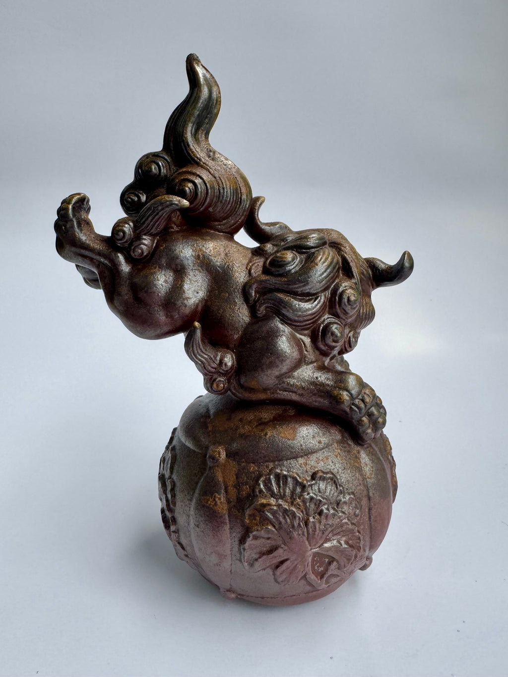Bizen Shishi Lion Sculpture - Handmade Japanese Guardian Figurine in the Style of Kimura