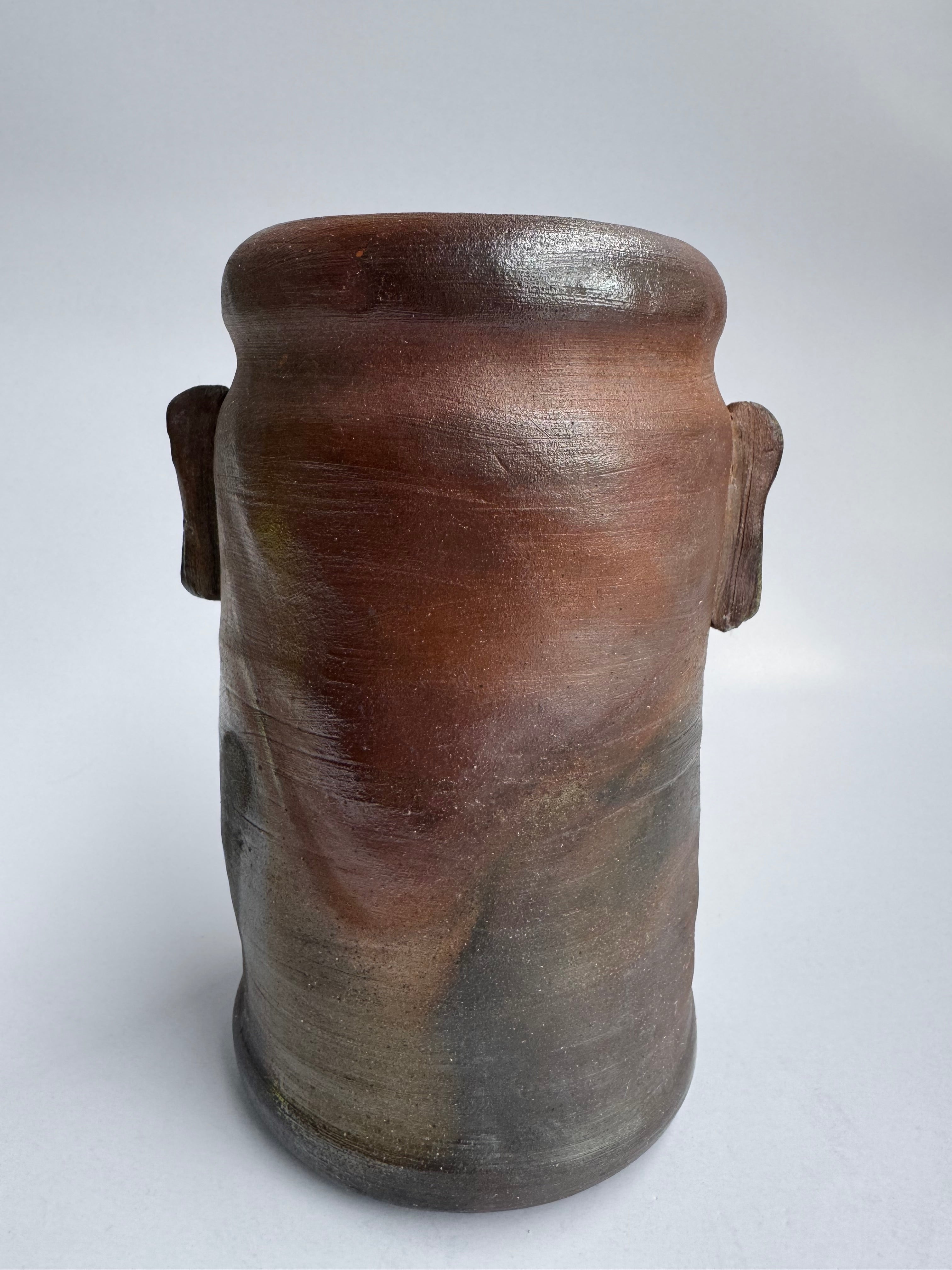 Bizen Flower Vase with Hi-iro Fire Marks