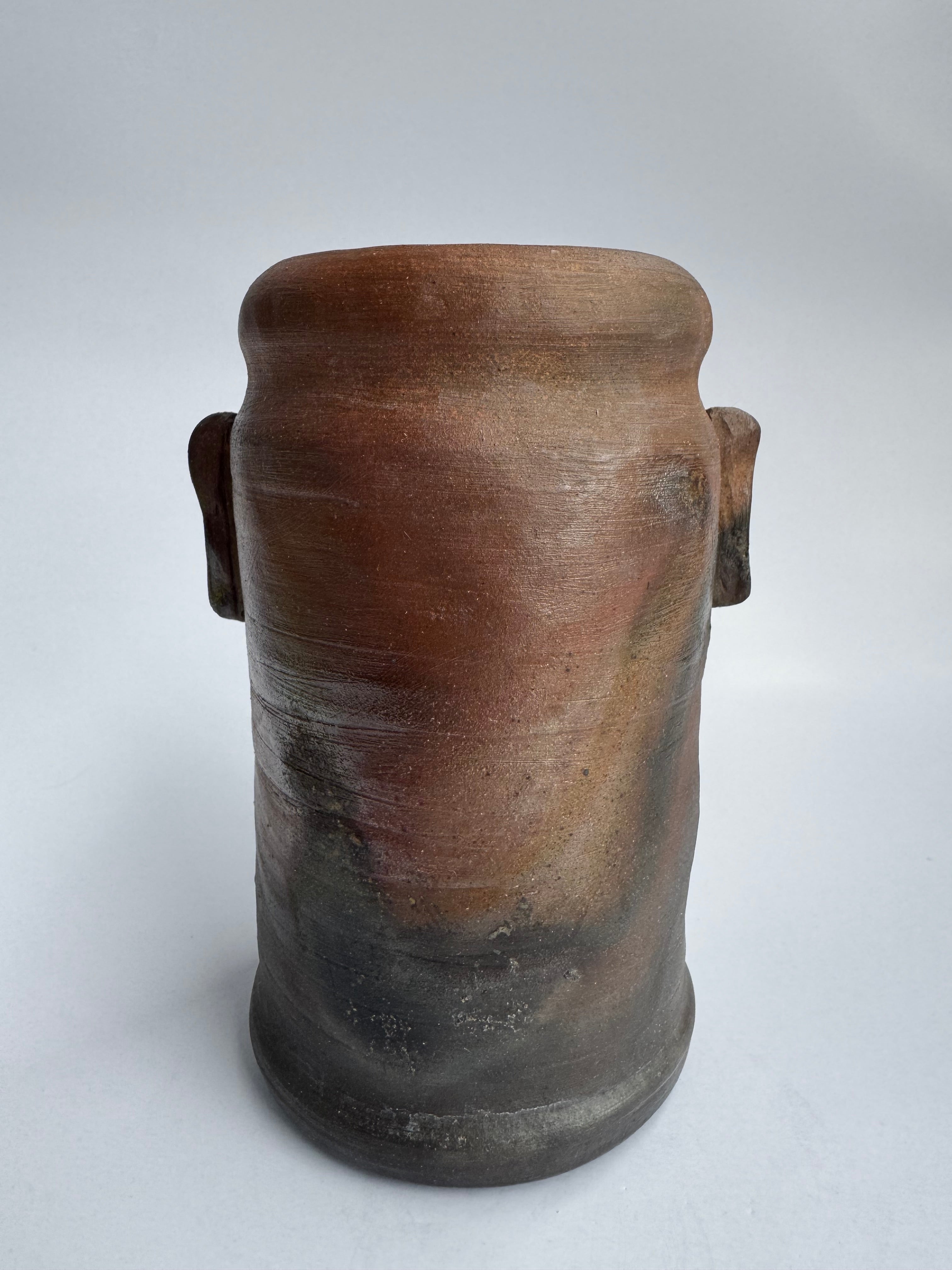 Bizen Flower Vase with Hi-iro Fire Marks