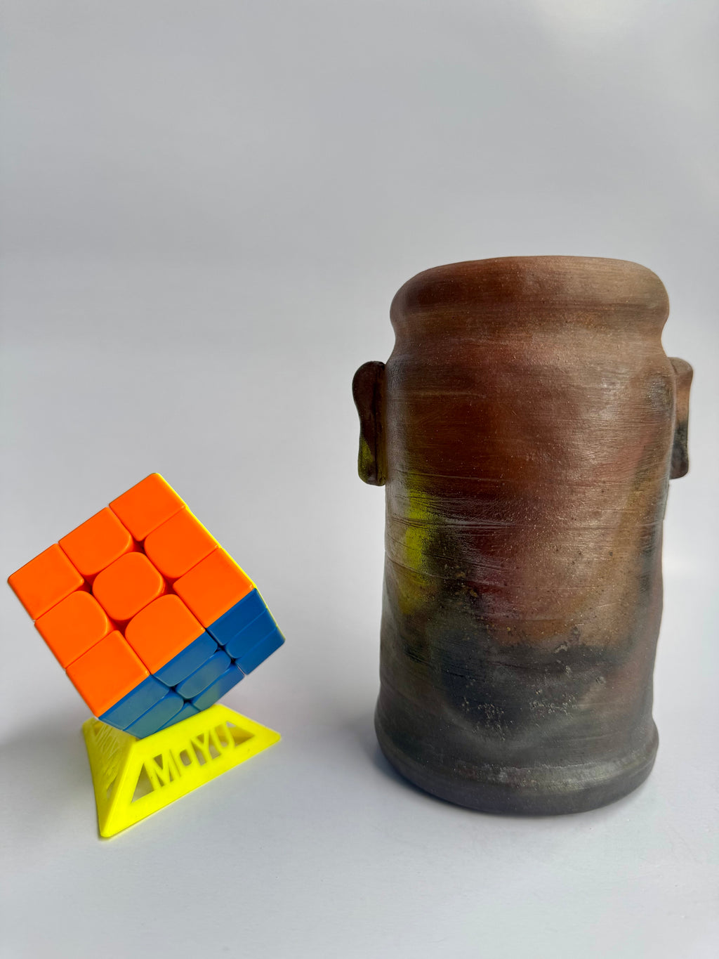 Bizen Flower Vase with Hi-iro Fire Marks