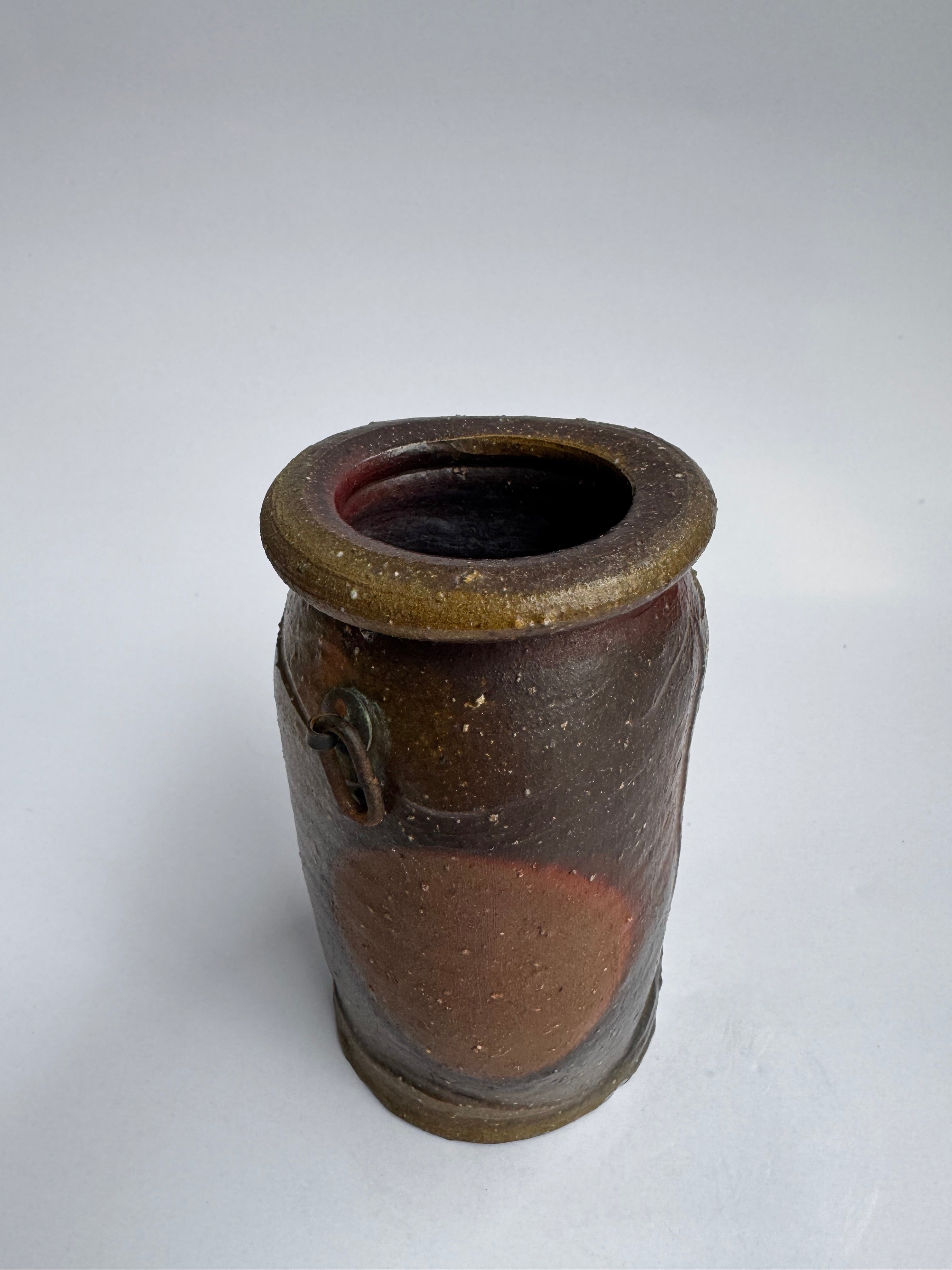 Bizen Botamochi Flower Vase | Wood-Fired Japanese Pottery