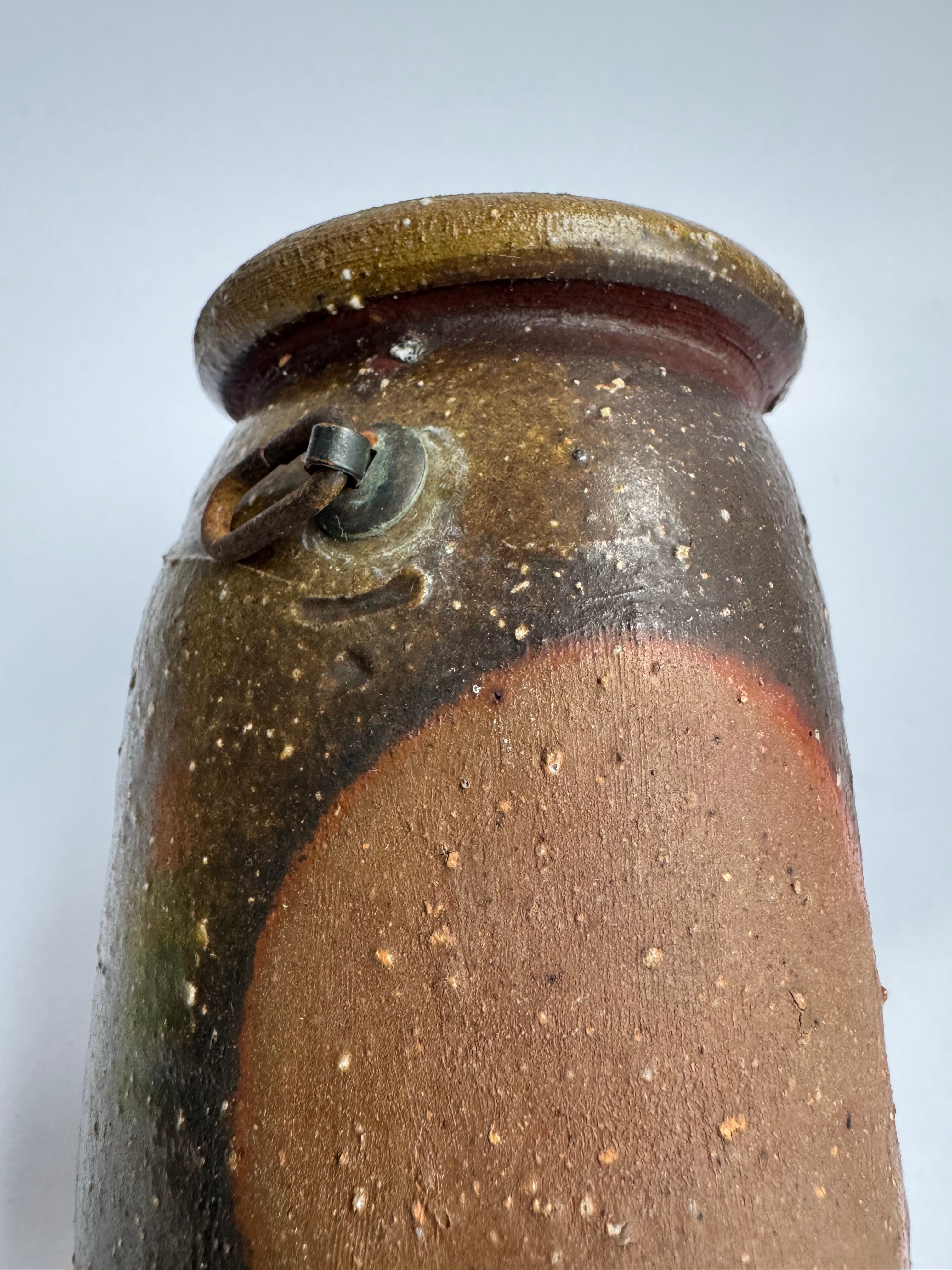 Bizen Botamochi Flower Vase | Wood-Fired Japanese Pottery