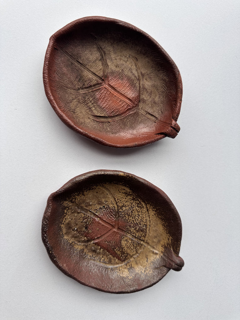 Bizen Yaki Leaf Coaster Pair Hidasuki Botamochi Anagama Wood Fired Japanese Stoneware Wabi Sabi Tea Ceremony Signed Vintage