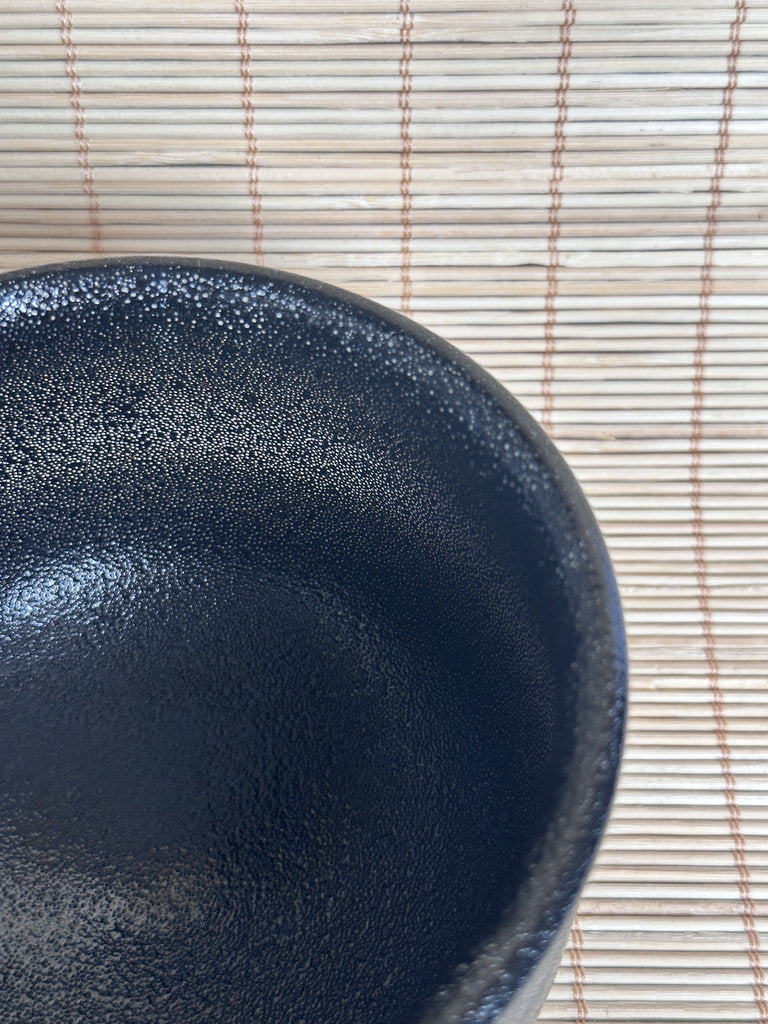 Tanzaku Chawan | Kenzan-Style | Iron-Star Black & Waka Poem White Panel | Kyō-yaki