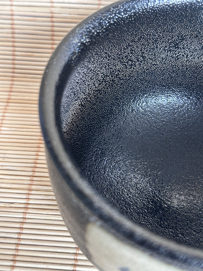 Tanzaku Chawan | Kenzan-Style | Iron-Star Black & Waka Poem White Panel | Kyō-yaki